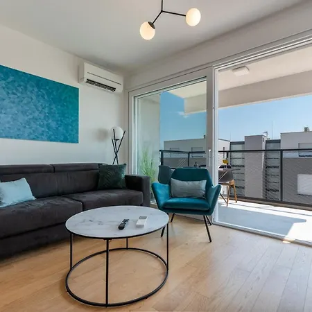 Dalmatia Znjan * Split