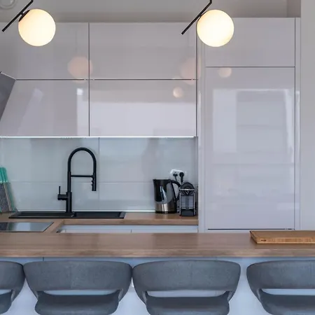 Dalmatia Znjan Daire